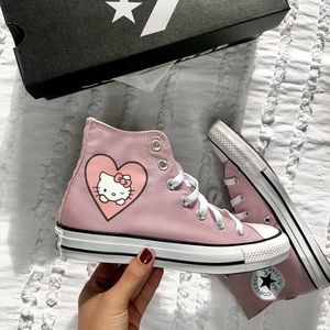 - Pink Hello Kitty Heart Converse